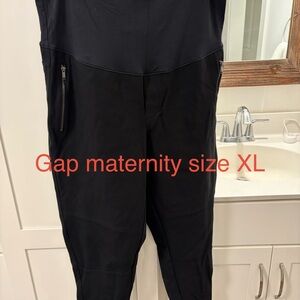 GAP Black Maternity Zip Pocket pants
